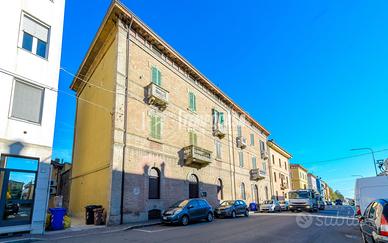 bilocale da ristrutturare