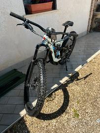 Ebike specialized turbo levo taglia M