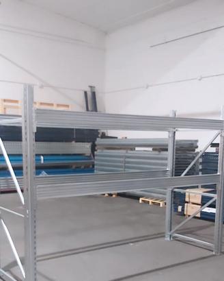 Scaffale altezza 3 metri