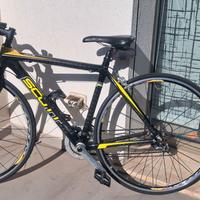 BICI DA DONNA SCOTT CR1 CARBONI