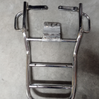 Portapacchi per bauletto scooter