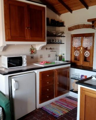 Bilocale con giardino asestri levante