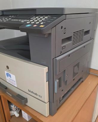 Fotocopiatrice grandi volumi Konica Minolta
