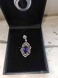 Ciondolo con ametista zambiana e topazi