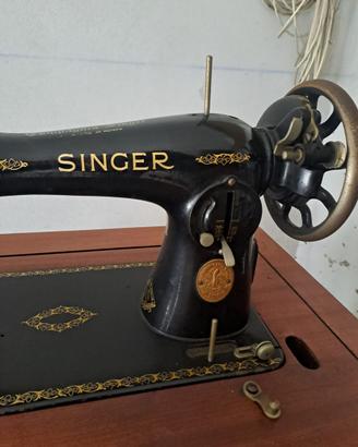 Macchina da cucire Singer d’epoca