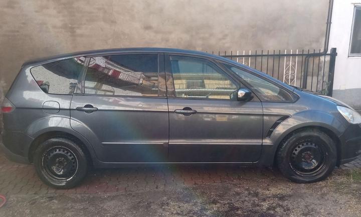 FORD S-MAX