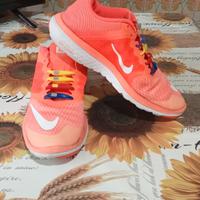 Snikers Nike fs lite run 3

donna 38.5