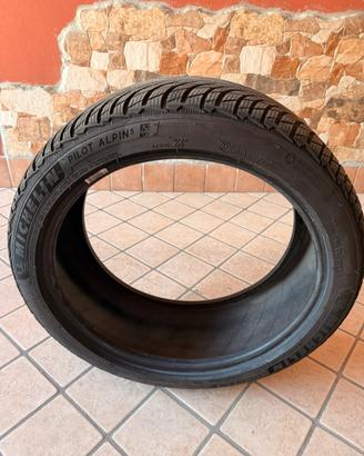 Gomma Michelin Pilot Alpin 5