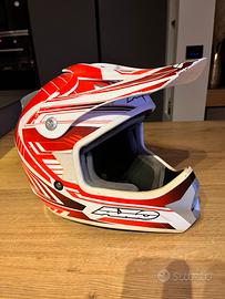 Casco cross axo