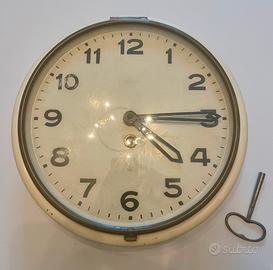 Orologio da parete Veglia vintage a chiave