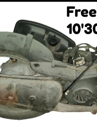 Motore Piaggio  Free 50 2t  km originali 