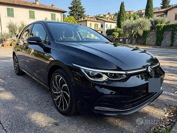 Volkswagen Golf 1.5 tgi 130cv Style NEOPATENTATI