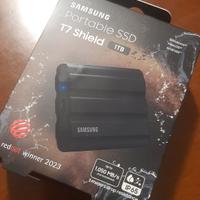 SAMSUNG PORTABLE SSD 1TB