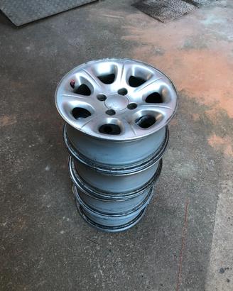 Speedline Toulouse 2 SL1549 6Jx14CH4 16