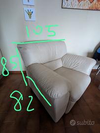 poltrona beige in pelle