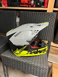 Casco motocross nuovo