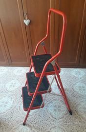 Scaletto in acciaio FRAMAR-Major a 3 ampie pedane