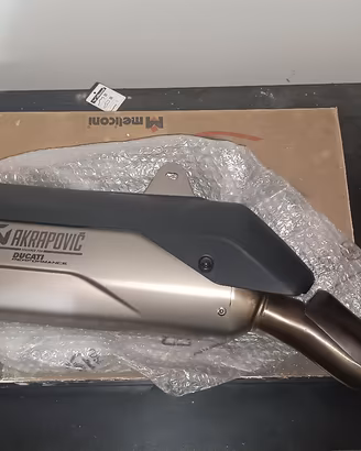 Ducati Multistrada V4 Akrapovich titanio omologato
