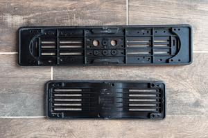 Portatarga italiano Lampa + GenArt – set anteriore
