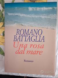 libro Una rosa dal mare