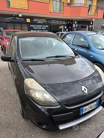 Renault Clio 3 Porte 1.2 16V “Le Iene” – Anno 2009
