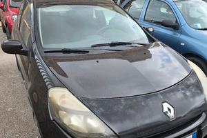 Renault Clio 3 Porte 1.2 16V “Le Iene” – Anno 2009