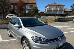 VW Golf 1.6TDI 115CV DSG 2019  perfetta