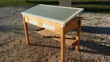 antico tecnigrafo  con possibilità di luce interna