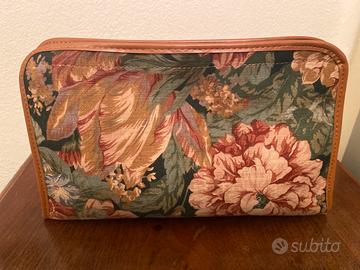 Trousse beauty in tessuto arazzo floreale