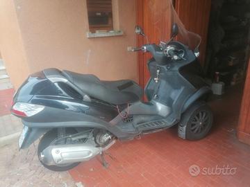 Piaggio MP3 250 - 2004