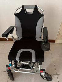 Sedia a rotelle elettrica