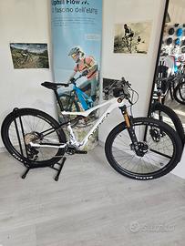 MTB 29 Orbea OIZ M-Team AXS PROMO FINE SERIE custo