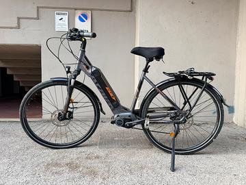 Bici elettrica atala cult 8.2