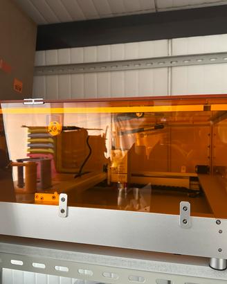 Toocaa L2 20W laser con enclosure