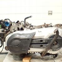 MOTORE Piaggio MP3 400 33.555 km
