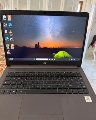 Computer portatile Hp 240 da 14” 8gb ram 256gb