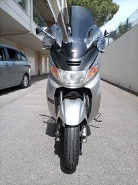Suzuki AN Burgman 400