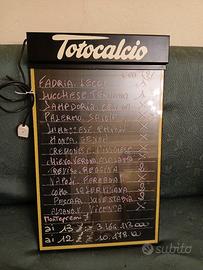 totocalcio insegna luminosa 