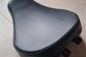 Sella Pilota nera Meteor 350