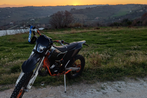 Ktm 125 exc six days 2010