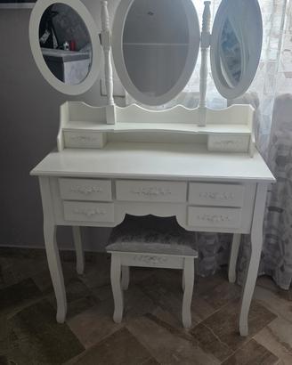 Toeletta da trucco con 3 specchi e sgabello Shabby