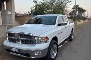 Dodge Ram 1500 laramie
