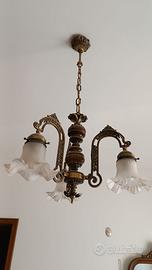 Lampadario a tre luci