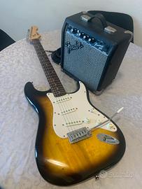Chitarra Squier -Fender con Amplificatore