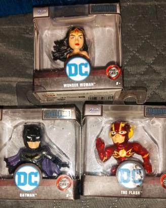 3 metalfigs DC comics Batman w woman flash nuovi 