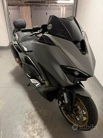 Tmax 560 2020 full optional