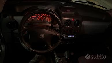 PEUGEOT Ranch ('96'-'11') Ranch 2.0 HDi XT Mix