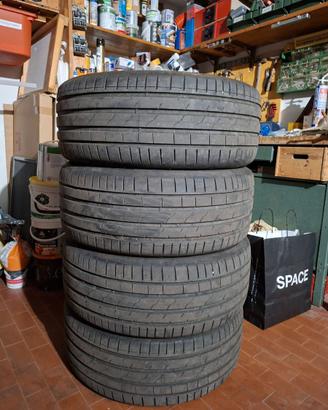 4 PNEUMATICI USATI ESTIVI 245/45R19 102Y HANKOOK