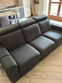 Divano 4 posti Poltronesofà Modello Noceto Relax