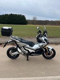 Honda xadv 750